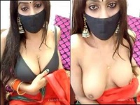 Sexy Bhabhi Shows Her Boobs