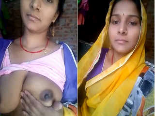 Desi Bhabhi Shows Her Boobs and Pussy