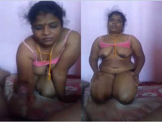 Desi Mallu Bhabhi Give Blowjob