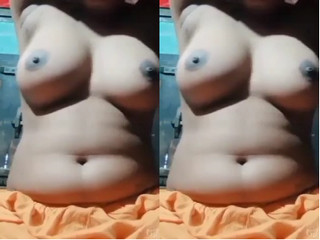 Cute Desi Girl Shows her Boobs and Fingering part 2