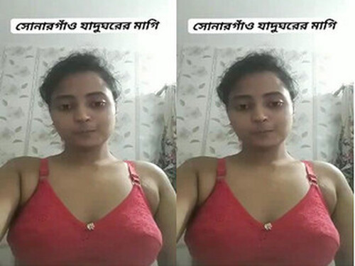 Indian Girl Shows Her Boobs part 1