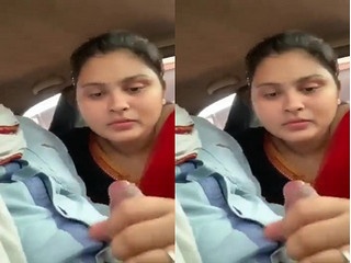 Sexy Desi girl Give blowjob